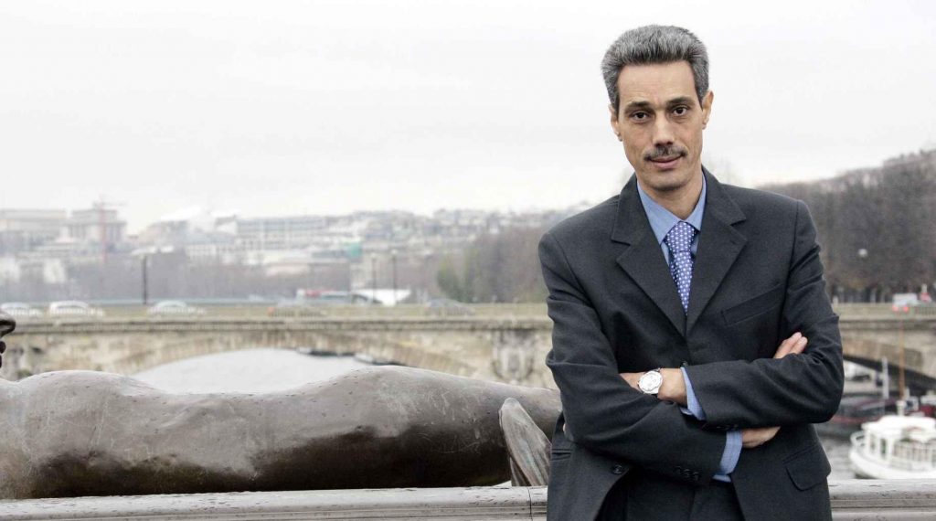 omar-raddad-pris-photo-1er-decembre-2008-paris