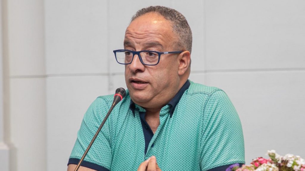 E51573C9-D59A-4B29-82A2-8D2E7F157A6B