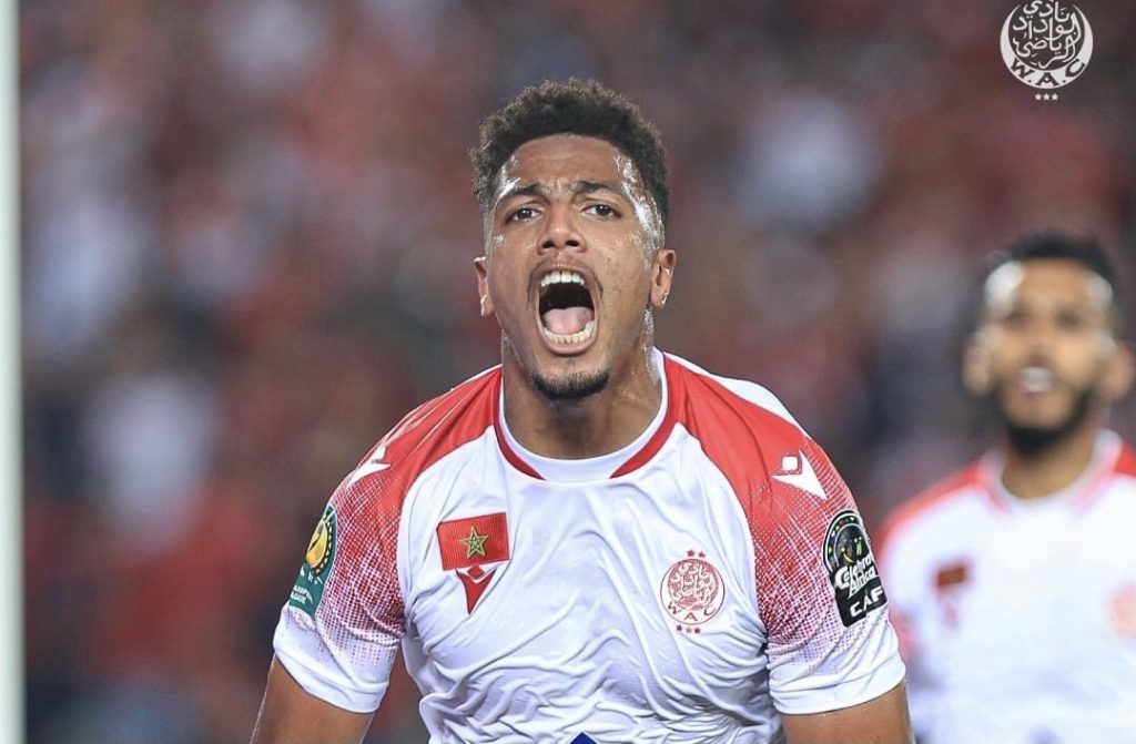 1184F639-A4C2-43A2-BAF7-1100A8C49193